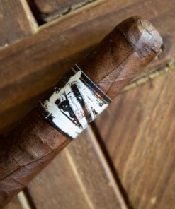 Alternative view of Emilio Suave Maduro Toro (6x52)