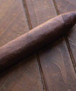 Alternative view of Crowned Heads Yellow Rose (6.25x54)