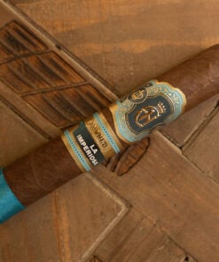 Alternative view of Crowned Heads La Imperiosa (5.5x54)