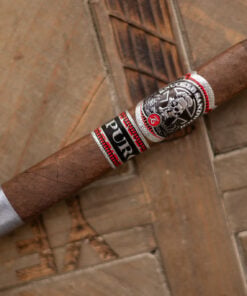 Espinosa Knuckle Sandwich Puro Robusto Box Press (5x52)