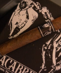 Black Label Trading Company Macabre Toro (6x50)