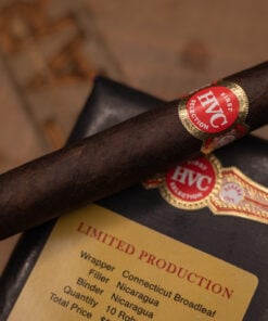 Alternative view of HVC First Seleccion CT Broadleaf Robusto (5x50)