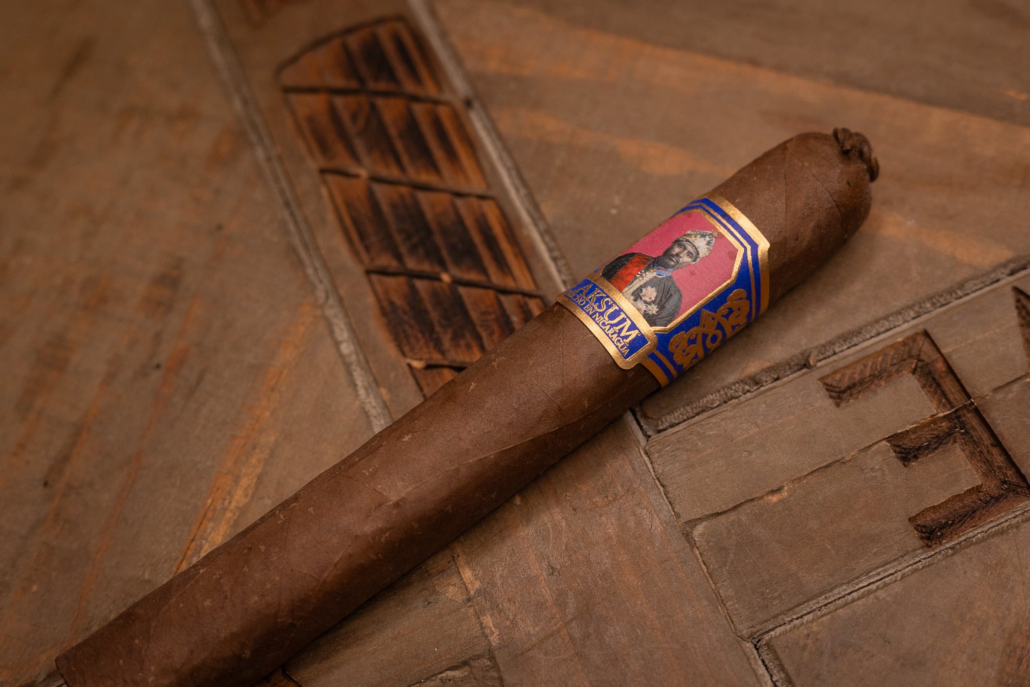 Foundation Aksum Claro Robusto (5x50)