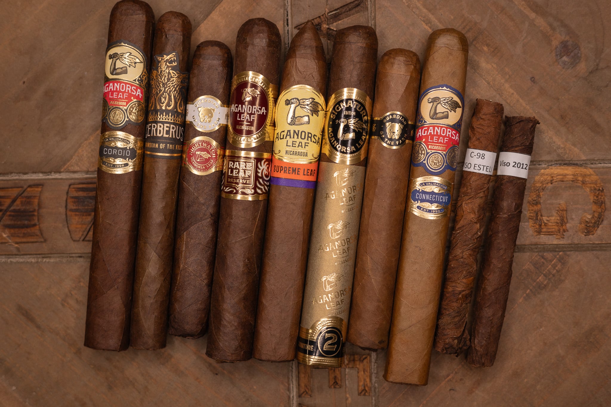 Aganorsa Leaf Supreme Leaf Mystery 8 Pack + Fumas Sampler